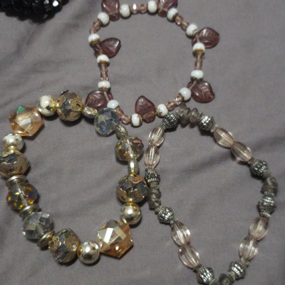 Bracelet bundle! - Picture 2 of 4